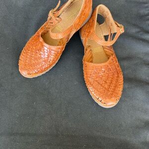 Women's Tan Woven Sandals